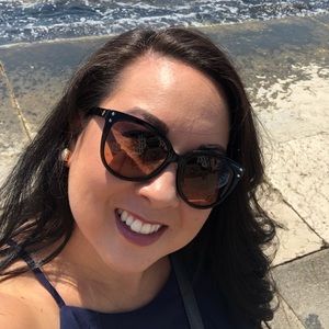 Meet your Posher, Teresa